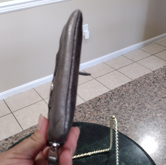 Fossil  Leather Wallet Silver Gray Metallic Corner Zip Around wallet - Picture 7 of 11